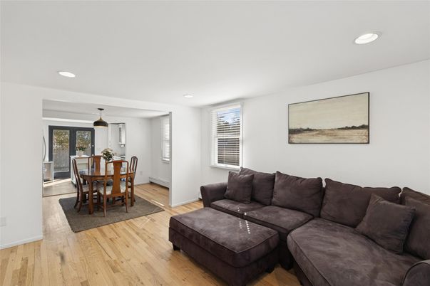 Dining room, Interior, Living room, Recessed Lighting, Wood Texture Flooring