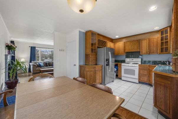 Dining room, Interior, Kitchen, Recessed Lighting