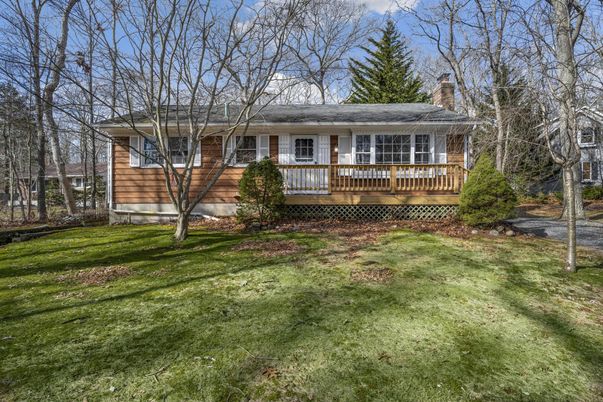 Backyard, Exterior, Facade, Cape Cod