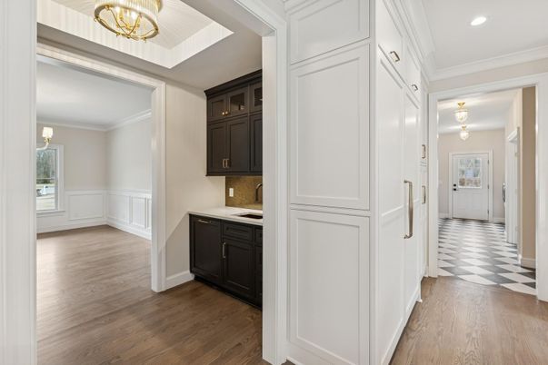 Chandelier, Interior, Recessed Lighting, Wood Texture Flooring
