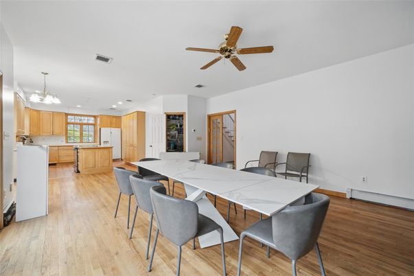Dining room, Interior, Kitchen, Pendant Lights, Recessed Lighting, Wood Texture Flooring