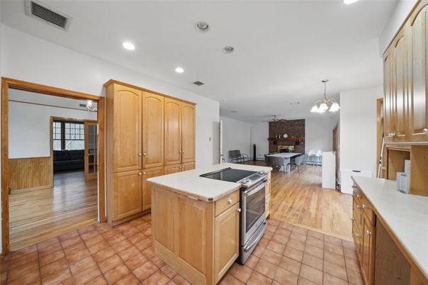 Chandelier, Dining room, Interior, Kitchen, Living room, Pendant Lights, Recessed Lighting, Wood Texture Flooring