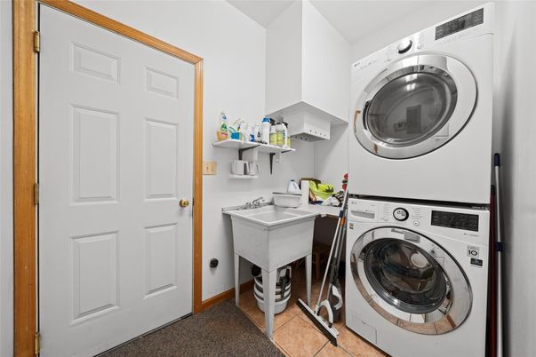 Interior, Utility Closets, Washer
