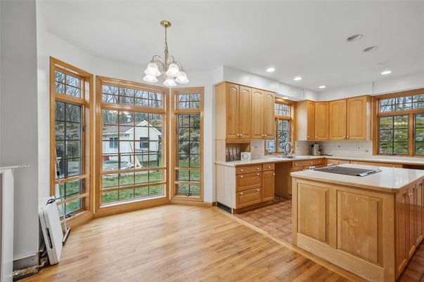 Chandelier, Interior, Kitchen, Recessed Lighting, Wood Texture Flooring