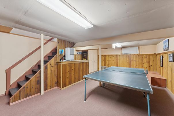 Game Room, Interior, Wooden Walls