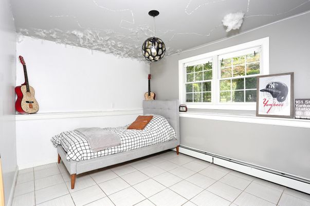 Bedroom, Interior, Pendant Lights