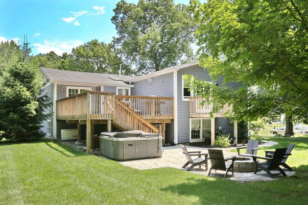 Backyard, Exterior, Hot Tub
