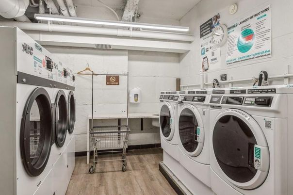 Interior, Washer, Wood Texture Flooring