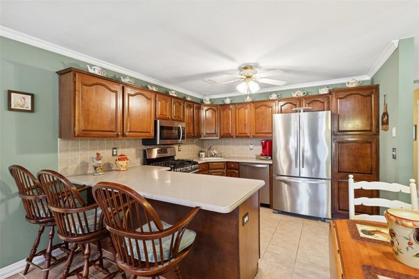 Interior, Kitchen, Stainless Steel Appliances
