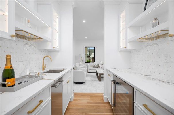 Interior, Kitchen, Living room, Recessed Lighting, Wood Texture Flooring