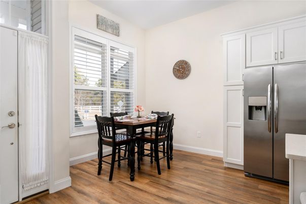Dining room, Interior, Kitchen, Stainless Steel Appliances, Wood Texture Flooring