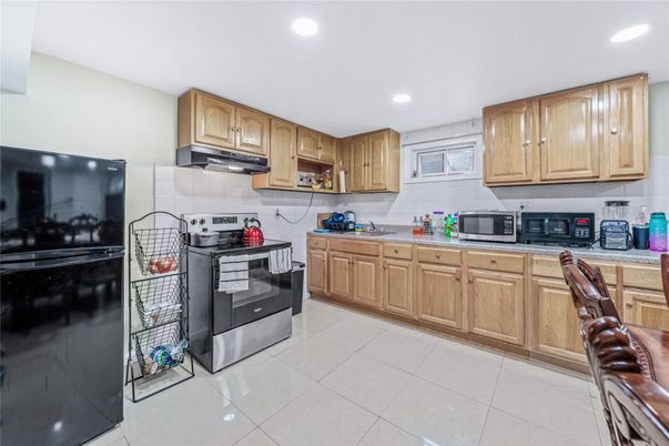 Interior, Kitchen, Recessed Lighting