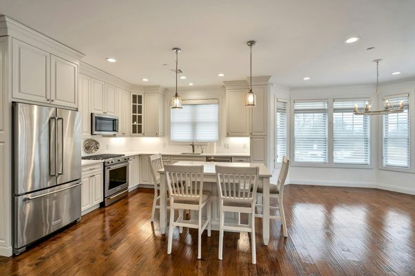 Dining room, Interior, Kitchen, Pendant Lights, Recessed Lighting, Stainless Steel Appliances, Wood Texture Flooring