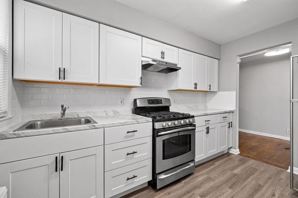 Interior, Kitchen, Stainless Steel Appliances, Wood Texture Flooring