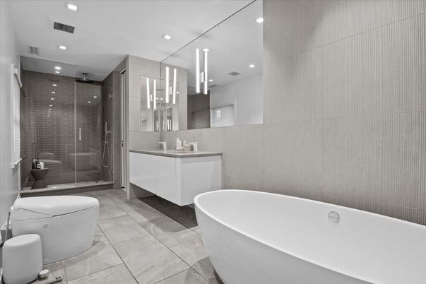 Bathroom, Free Standing Baths, Glass Shower, Interior, Recessed Lighting