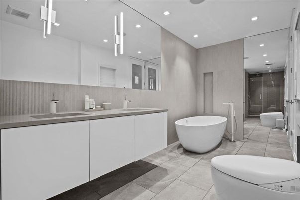 Bathroom, Dual Sink Vanities, Free Standing Baths, Glass Shower, Interior, Recessed Lighting