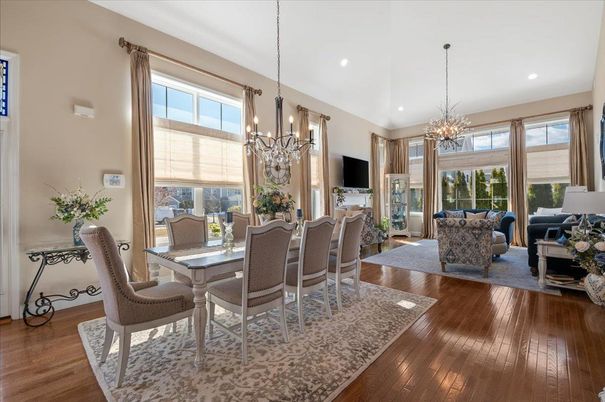 Chandelier, Dining room, Interior, Living room, Recessed Lighting, Wood Texture Flooring
