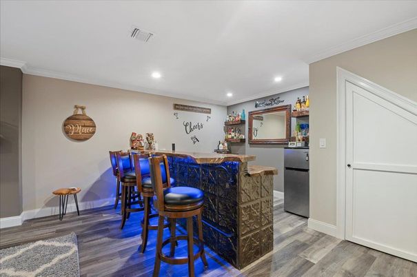 Interior, Recessed Lighting, Wood Texture Flooring