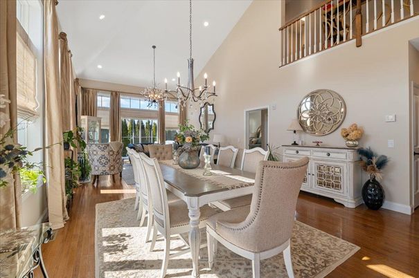 Chandelier, Dining room, Interior, Recessed Lighting, Wood Texture Flooring