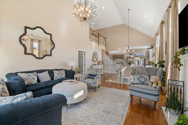 Chandelier, Dining room, Interior, Living room, Pendant Lights, Recessed Lighting, Wood Texture Flooring