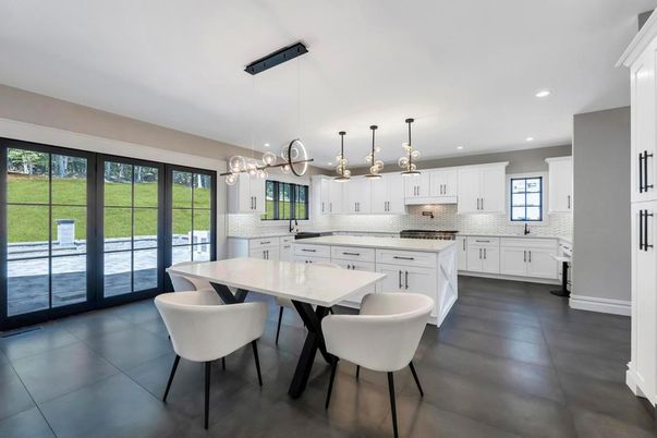 Dining room, Interior, Kitchen, Pendant Lights, Recessed Lighting, Stainless Steel Appliances