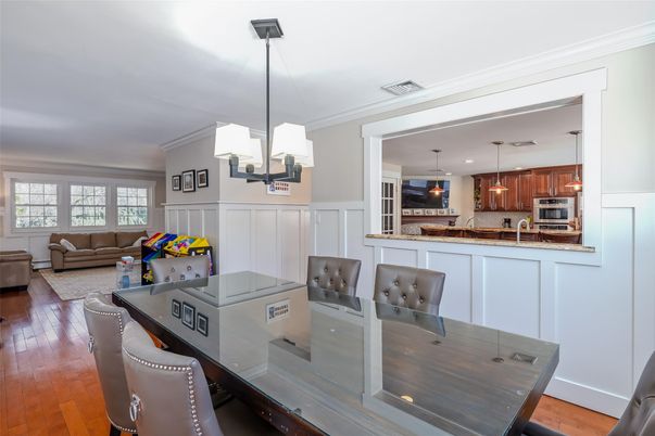 Dining room, Interior, Kitchen, Living room, Pendant Lights, Wood Texture Flooring