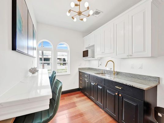 Interior, Kitchen, Pendant Lights, Wood Texture Flooring