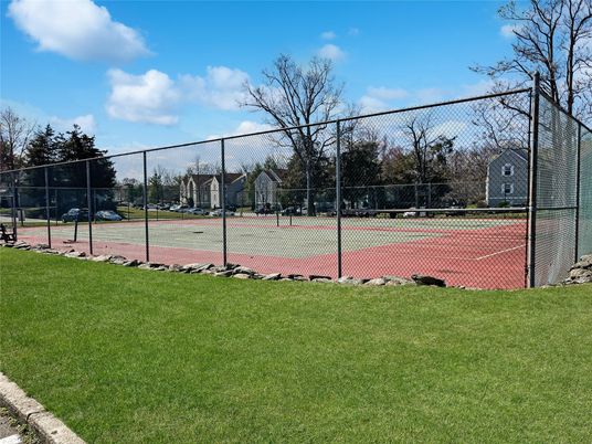 Exterior, Tennis Courts