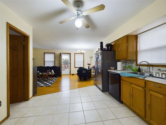 Chandelier, Dining room, Interior, Kitchen, Wood Texture Flooring