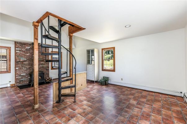 Empty room, Interior, Recessed Lighting, Stone Walls