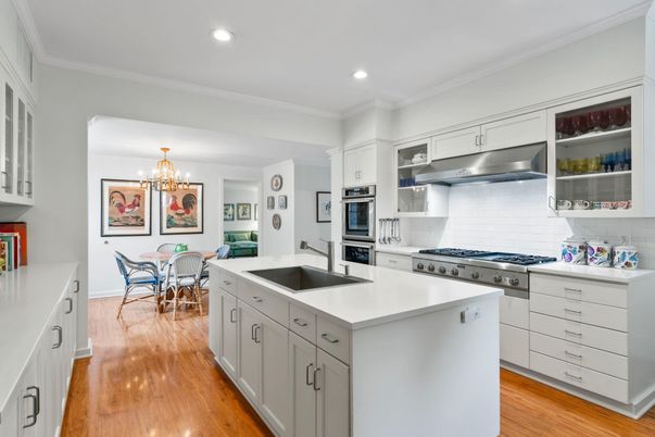 Chandelier, Dining room, Interior, Kitchen, Recessed Lighting, Stainless Steel Appliances, Wood Texture Flooring