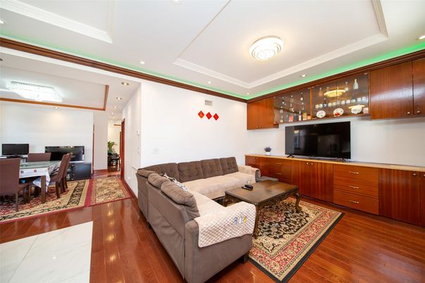 Dining room, Interior, Living room, Recessed Lighting, Wood Texture Flooring