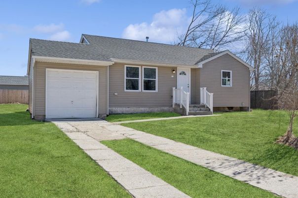 Attached, Backyard, Exterior, Facade, Cape Cod