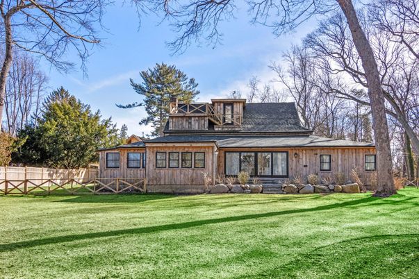 Backyard, Exterior, Facade, Cape Cod
