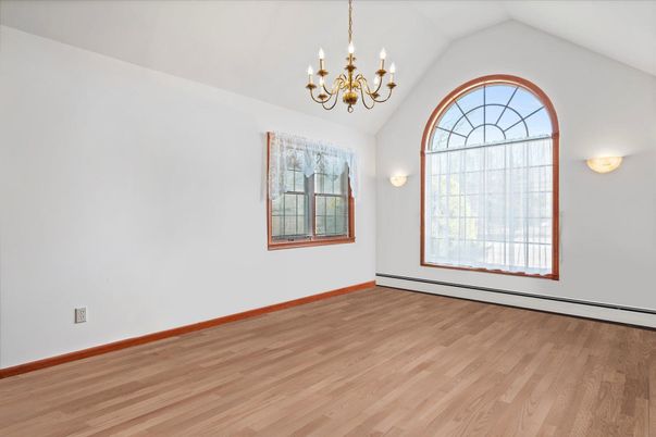 Chandelier, Empty room, Interior, Wood Texture Flooring