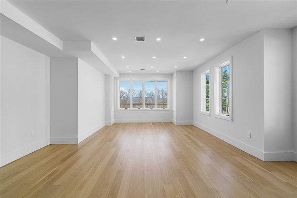 Empty room, Interior, Recessed Lighting, Wood Texture Flooring