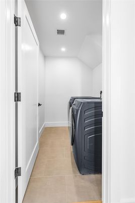 Interior, Recessed Lighting, Washer