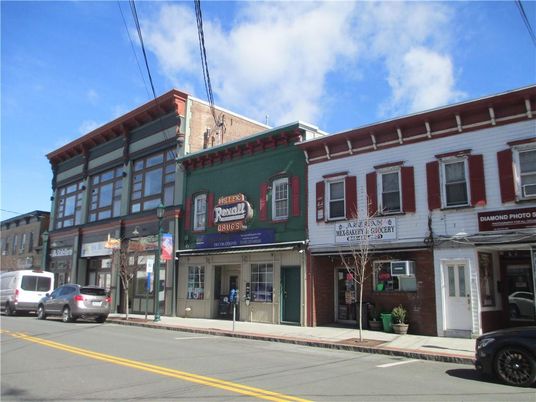 Exterior, Facade, Condo Building