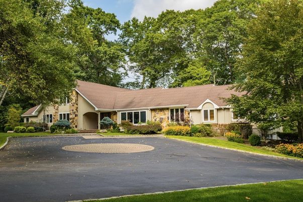 Backyard, Exterior, Facade, Ranch