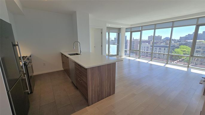 Interior, Kitchen, Recessed Lighting, Water, Wood Texture Flooring