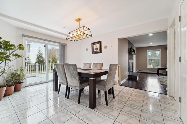 Dining room, Interior, Pendant Lights, Recessed Lighting