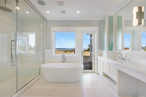 Bathroom, Dual Sink Vanities, Free Standing Baths, Glass Shower, Interior, Recessed Lighting, Water