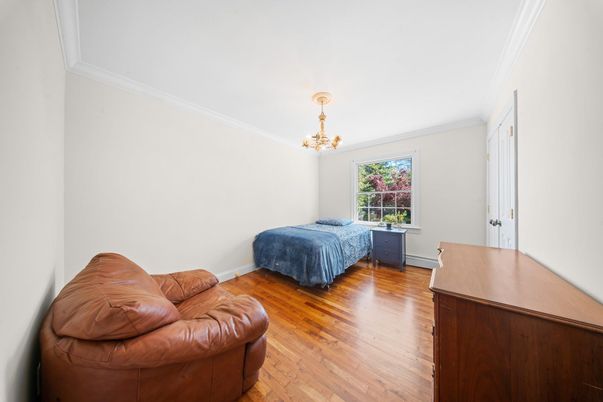 Chandelier, Interior, Wood Texture Flooring
