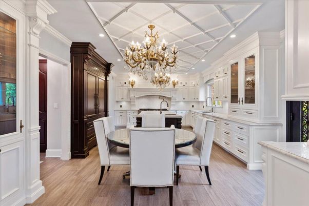 Chandelier, Dining room, Interior, Kitchen, Recessed Lighting, Stainless Steel Appliances, Wood Texture Flooring