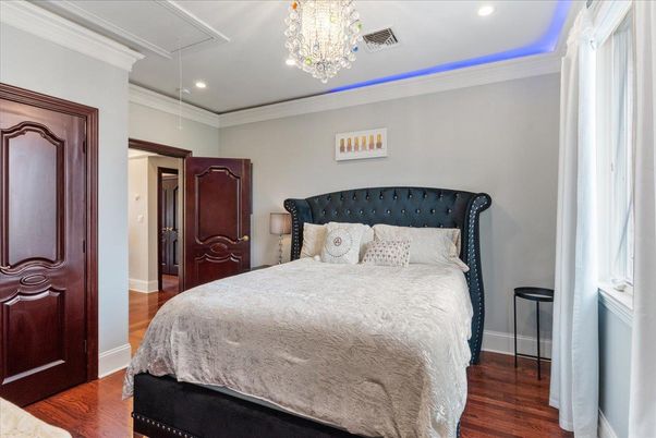 Bedroom, Chandelier, Interior, Recessed Lighting, Wood Texture Flooring