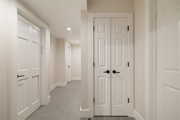 Interior, Recessed Lighting