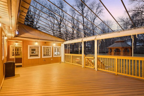 Glass Ceilings, Interior, Sun Room, Wood Texture Flooring