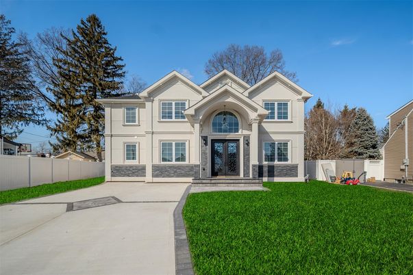 Backyard, Exterior, Facade, French Provincial