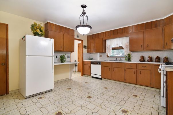 Interior, Kitchen, Pendant Lights