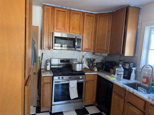 Interior, Kitchen, Stainless Steel Appliances